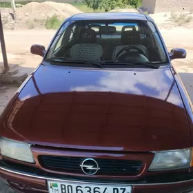 Opel Astra 1995