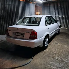 Mazda 323 1994
