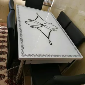 Kuhynny stol
