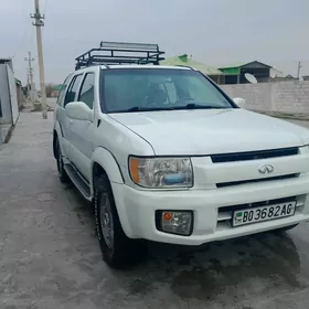 Nissan Pathfinder 2002