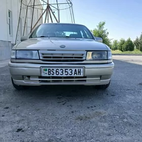 Opel Vectra 1989