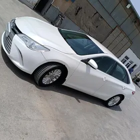 Toyota Camry 2016