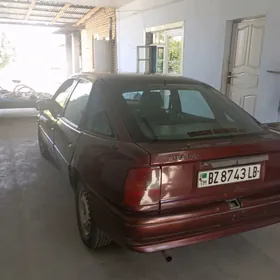 Opel Vectra 1992