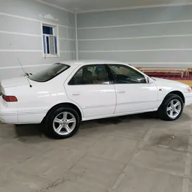 Toyota Camry 1998