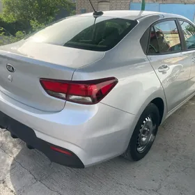 Kia Rio 2020