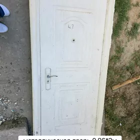 дверь