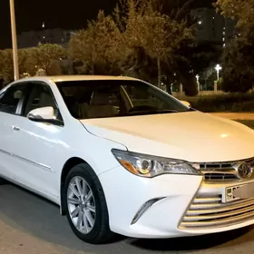 Toyota Camry 2015