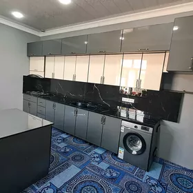 kuhnya spalny stenka mebel