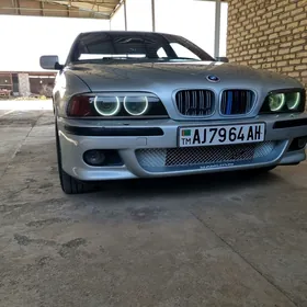 BMW E39 1998
