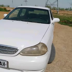 Kia Credos/Clarus 2000
