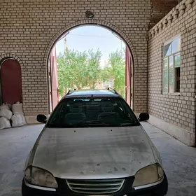 Toyota Avensis 1998