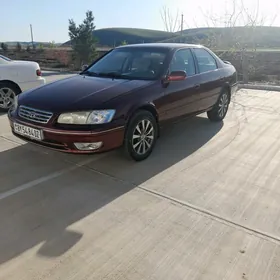 Toyota Camry 2000