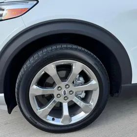 Ford Explorer 2020