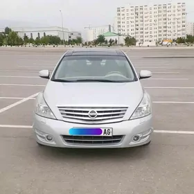 Nissan Teana 2010