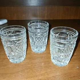 Хрустальные рюмки