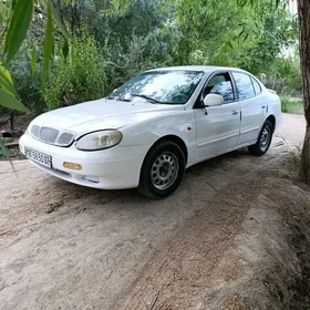 Daewoo Leganza 1998
