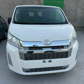 Toyota Hiace 2023