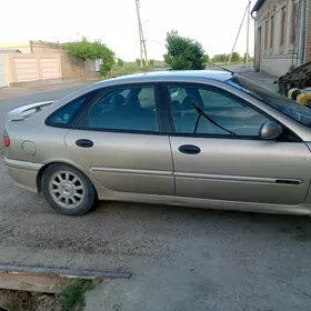 Renault Laguna 1 2000