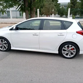 Toyota Scion 2016