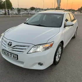 Toyota Camry 2011