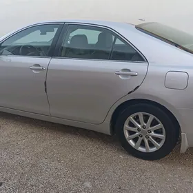 Toyota Camry 2010