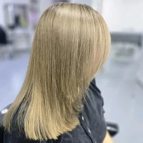 Salon hair@colorist