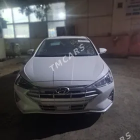 Hyundai Elantra 2020