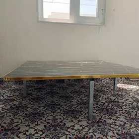 mramornyý han stol
