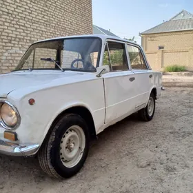 Lada 2104 1980