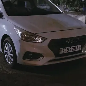 Hyundai Accent 2020