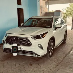 Toyota Highlander 2022
