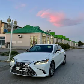 Lexus ES 350 2020
