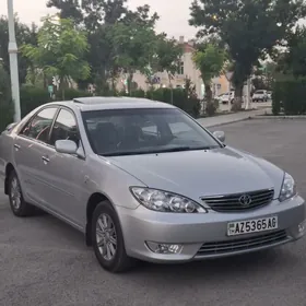 Toyota Camry 2004
