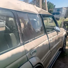 Mitsubishi Delica 1992