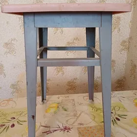 Табуретки