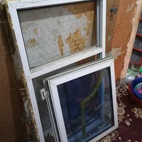 окно