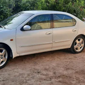 Nissan Maxima 2001