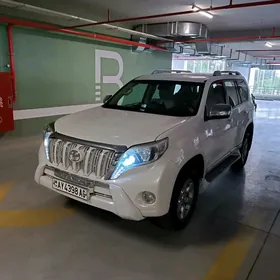 Toyota Land Cruiser Prado 2014