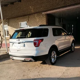 Ford Explorer 2018