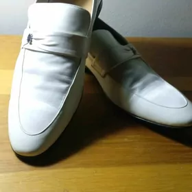 AK KÖWÜŞ
