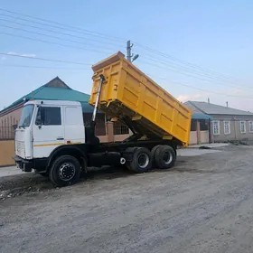 Водитель на Маз  Suruji