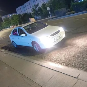 Opel Astra 2000