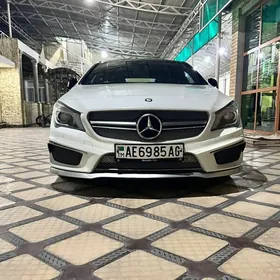 Mercedes-Benz CLA 2015