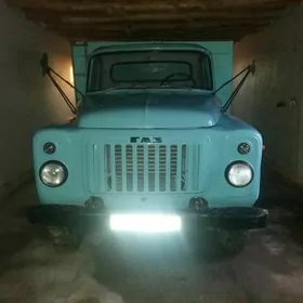 Gaz 52 1990