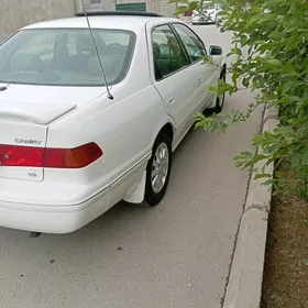 Toyota Camry 2000