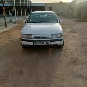 Opel Vectra 1992