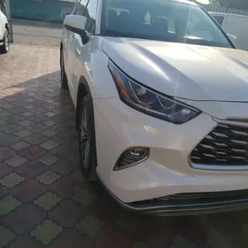 Toyota Highlander 2020