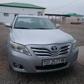Toyota Camry 2010