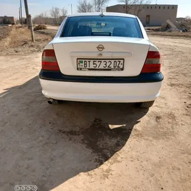 Opel Vectra 1998