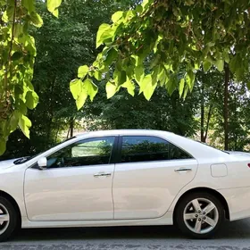 Toyota Camry 2014